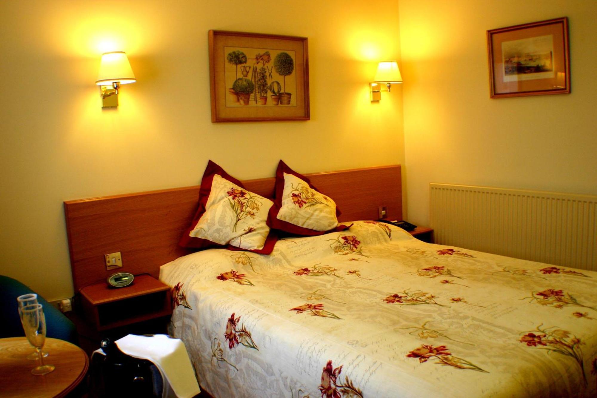 Hotel Wrexham Habitación foto